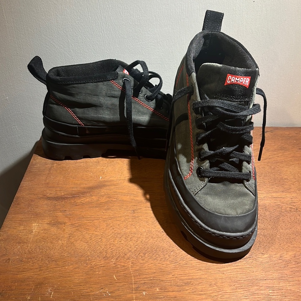 Camper Womens Brutus Black Lace-Up Ankle Boots Shoes 8 / 38 Medium worn once